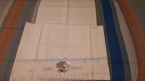 Lenzuolino federa ricamato a - e,
